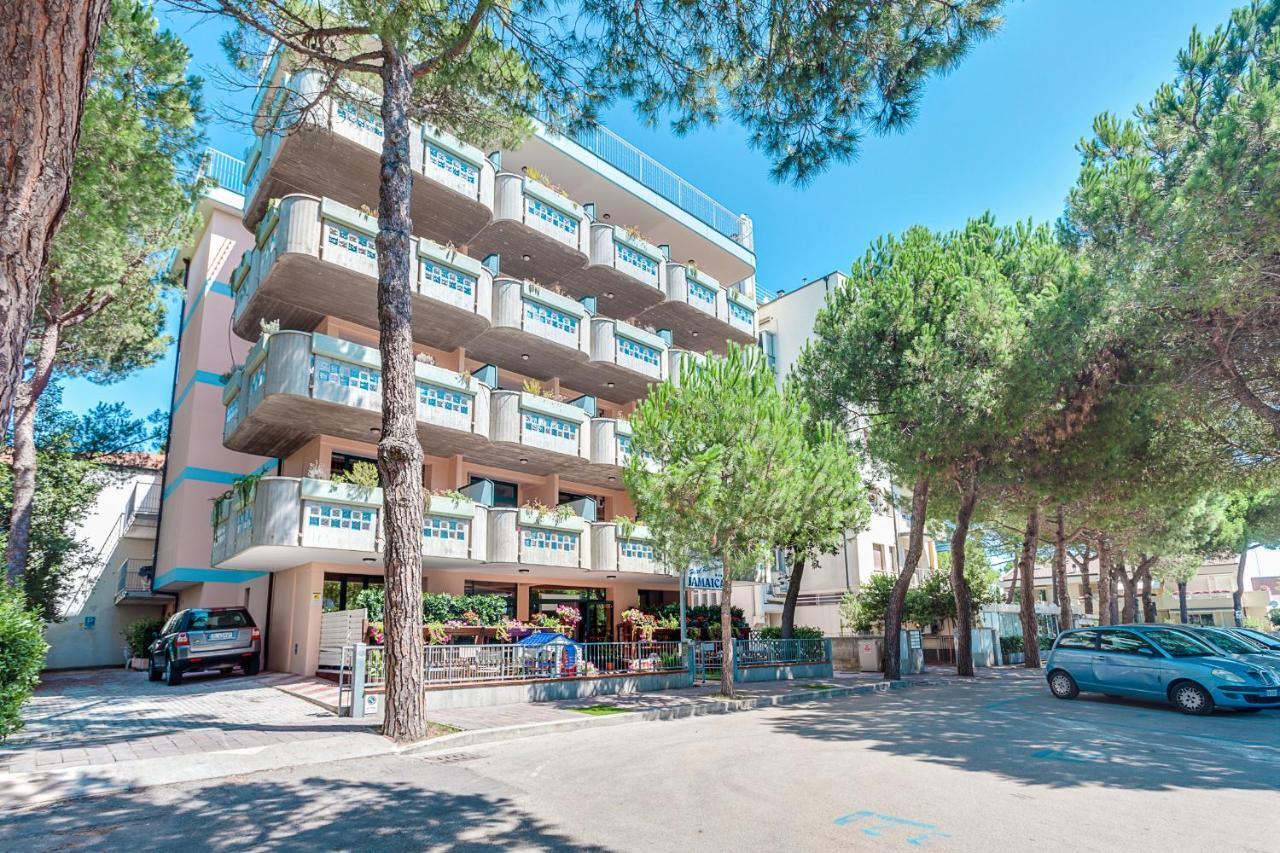 Hotel Residence Jamaica Milano Marittima Eksteriør billede